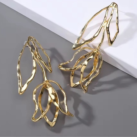 Zara Tulip Gold Drop Earrings - Picture 5 of 6